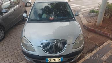 lancia  Y anno 2026  cilindrata 1200