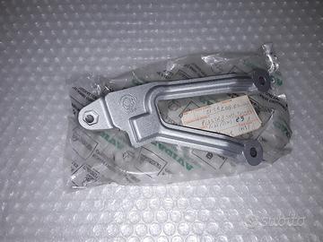 Supporto pedana passegero cagiva c9 dx