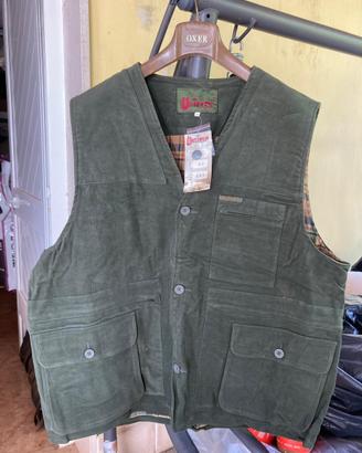 Vari gilet da caccia o da pesca