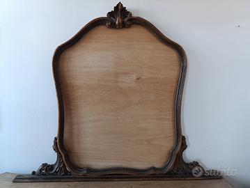 Cornice in legno intagliato stile retrò 