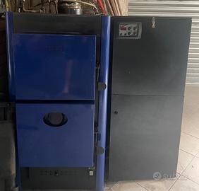 Generatore di calore policombustibile