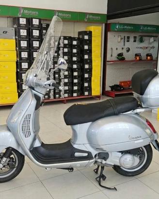 Piaggio Vespa 125 GTS