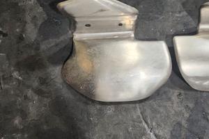 Due coppie paracalore scarichi Ducati Monster