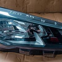 Faro anteriore destro Ford Focus MK4