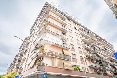 Appartamento a Roma Via Statilio Tauro 3 locali