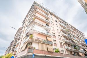 Appartamento a Roma Via Statilio Tauro 3 locali