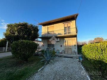 CASA INDIPENDENTE A SAN GIORGIO DELLE PERTICHE