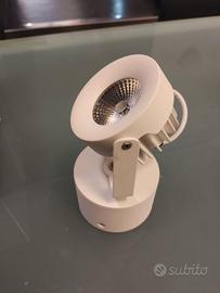 4 faretti  led 10 w 3000°k