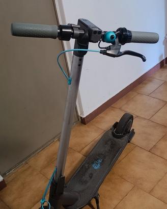 Monopattino elettrico Motus