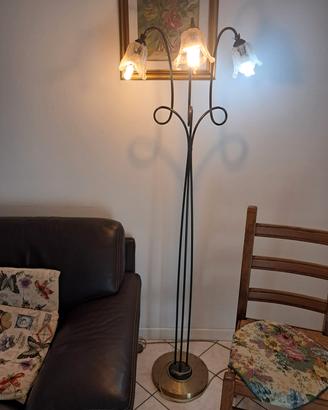 Piantana con 3 luci 