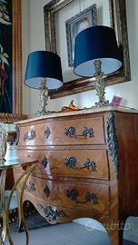 Coppia di lampade in metallo base traforata