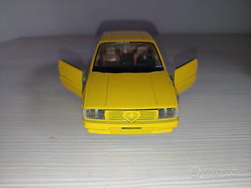 Alfa Romeo 33 1/24 Burago Bburago Vintage