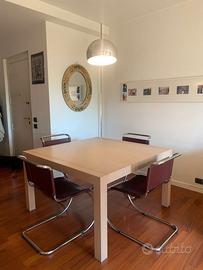 Tavolo quadrato in rovere allungabile + poltrone