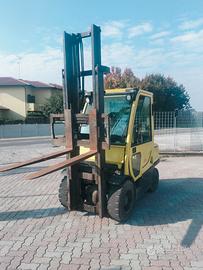 Carrello Elevatore / Muletto Hyster Diesel Cabin.