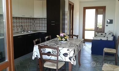 Trilocale arredato a pochi minuti dal mare