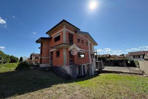 RUSTICO A TORRE DE' ROVERI