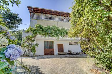 VILLA SEMINDIPENDENTE 2 LIVELLI GIARDINO PRIVATO 6