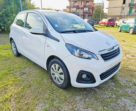 Peugeot 108 Berlina Benzina 5p 1.0 vti Active E6