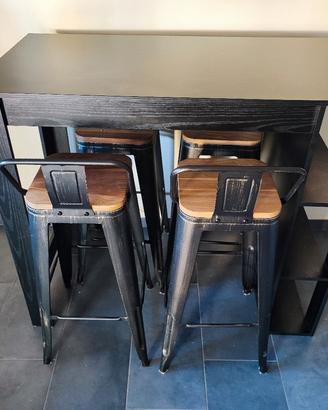 Tavolo alto con 4 sgabelli