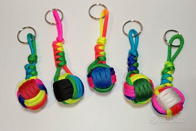 portachiavi artigianali pallina arcobaleno 