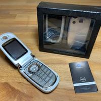 Cellulare Motorola V600 e cover con Swarovski veri