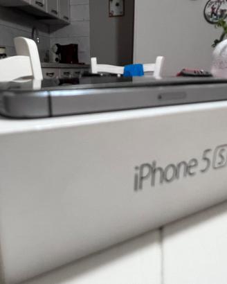 APPLE iPhone 5S 16GB Space Gray