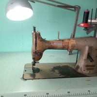 macchina per cucire industriale 