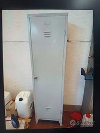 10 armadietti metallo spogliatoi