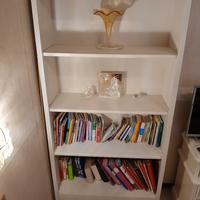 Libreria bianca 