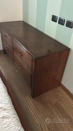 Comò/cassettone in arte povera