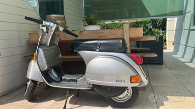 Vespa P125X