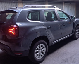 Dacia duster 100cv gpl novembre 2022 km 17000