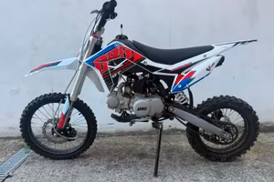 Pit bike