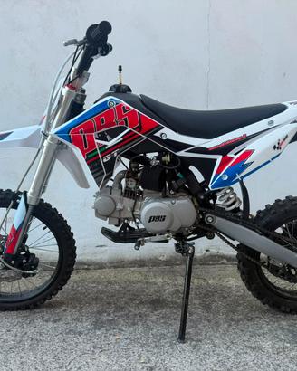 Pit bike
