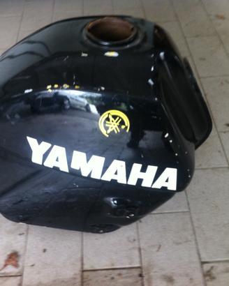 Serbatoio yamaha xt600
