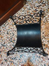 Porta legna per camino.