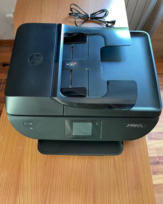 Stampante Wi-Fi HP Officejet 5740