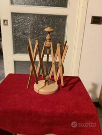 Arcolaio dipanatore in legno