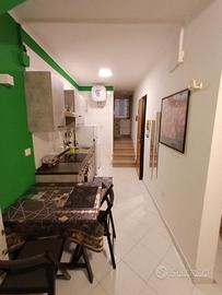 Monolocale arredato barletta