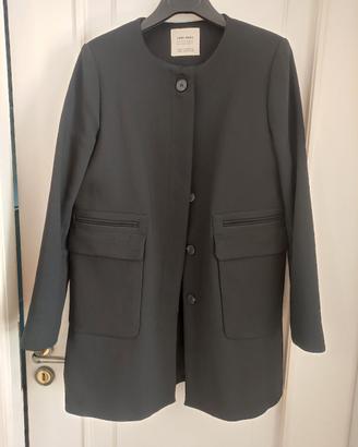 Cappotto nero marca Zara