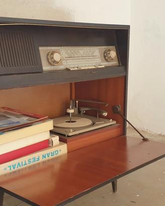 Giradischi radio