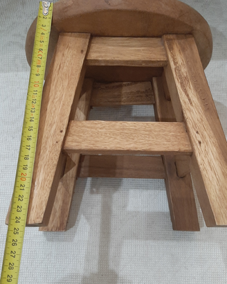 Sgabello in legno per bambini