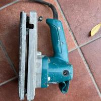 MAKITA LEVIGATRICE