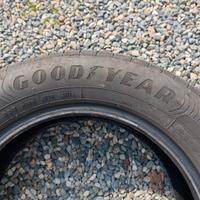 4 pneumatici GoodYear 205 60 R16 92V