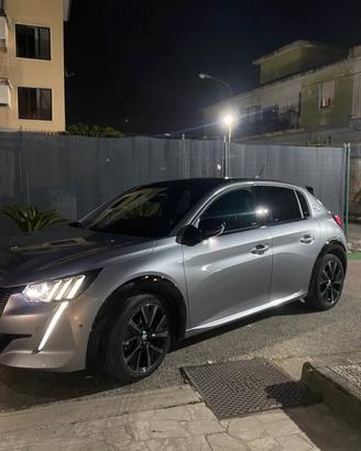 Peugeot 208 5P AM C3 -  GT PACK P. Tech 100 EAT8