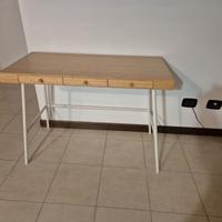 Scrivania Ikea