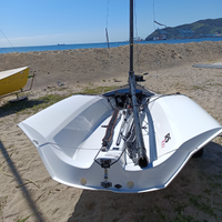 Imbarcazione a vela RS 100