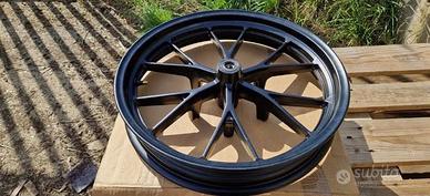 Yamaha yzf r125 2018 cerchione cerc