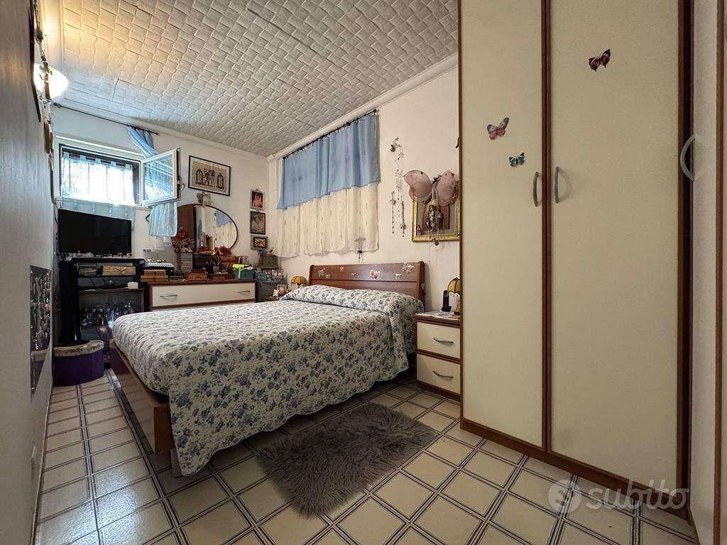 Apartment in Roma, Acilia Sud, Municipio Roma X - Altro