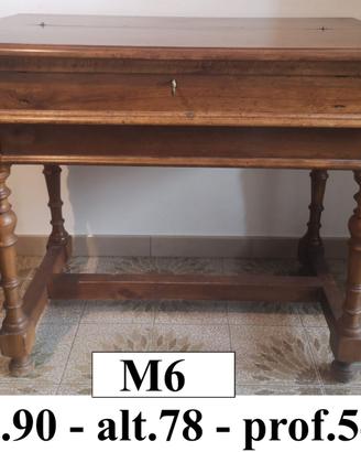 Secretaire
